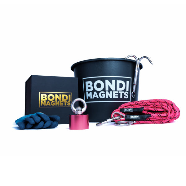 The Nugget Pink magnet fishing kit, 760kg magnet with pink rope and cover